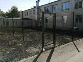 3D заборы для школы 15 метров фото в Сычёво