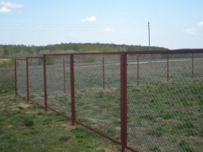 Забор из сетки рабицы в натяг секционный 12 метров фото в Сычёво